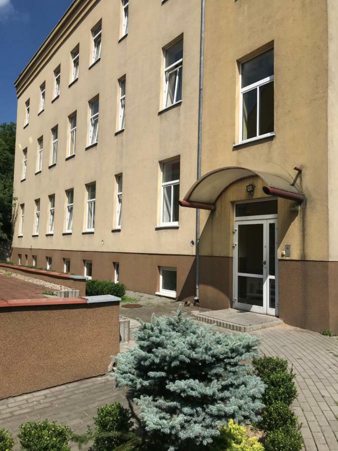 Clarus Mons Studio Hostel Czestochowa Ngoại thất bức ảnh