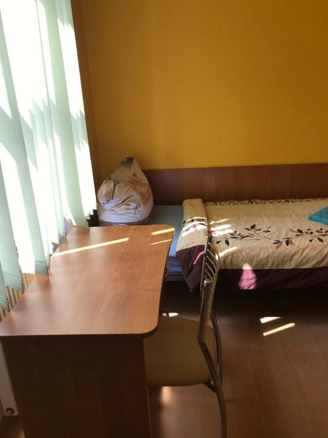 Clarus Mons Studio Hostel Czestochowa Ngoại thất bức ảnh
